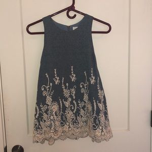 Boutique linen dressy top